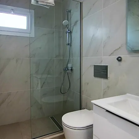 Phaedrus Living: Seaview Luxury Flat Limnaria 114 Διαμέρισμα